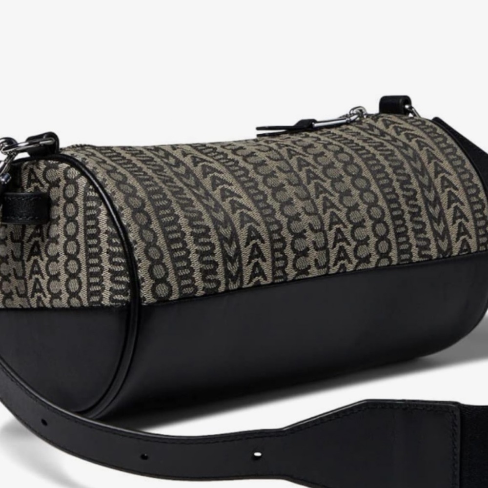 Brand new Marc Jacob’s Shoulder Duffle handbag